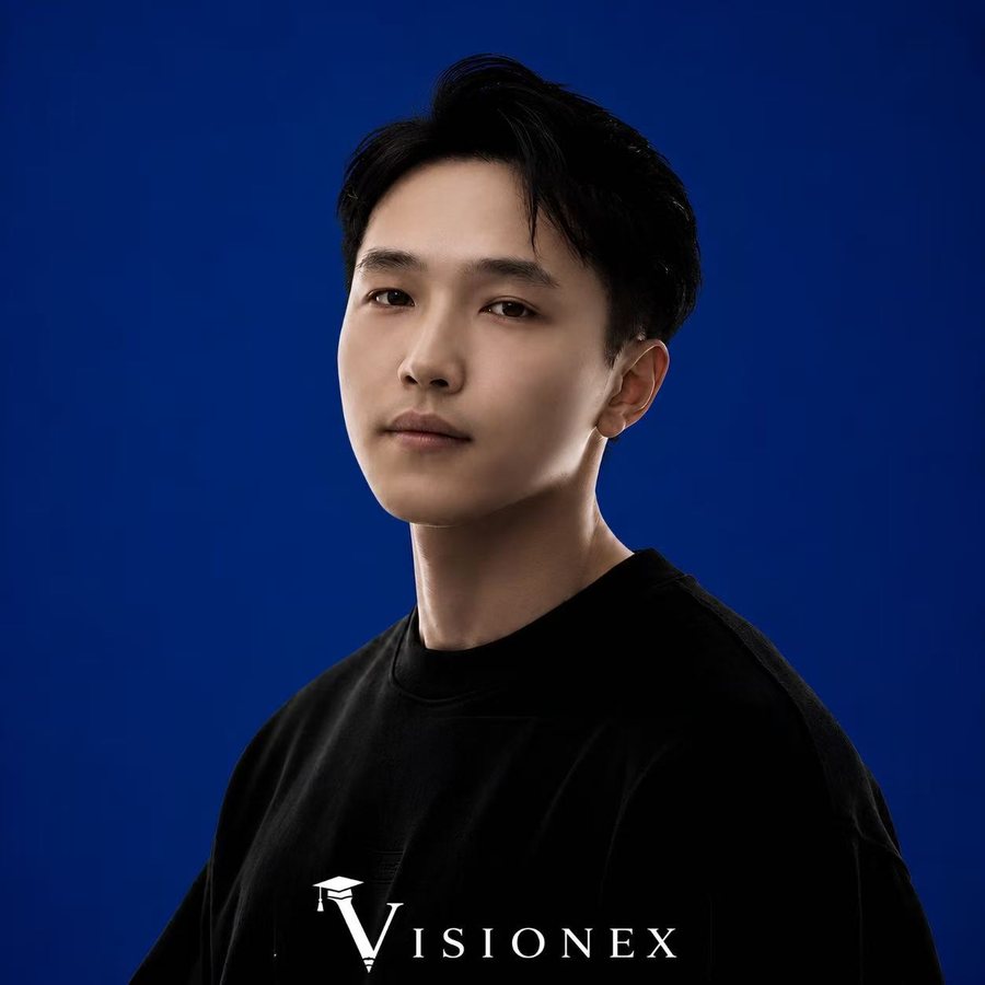 講師 Leongsir